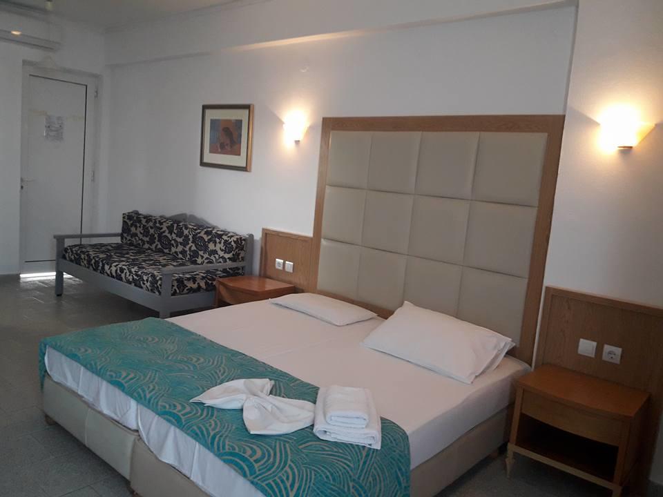 Haridimos Apartments 塔伦蒂斯 外观 照片